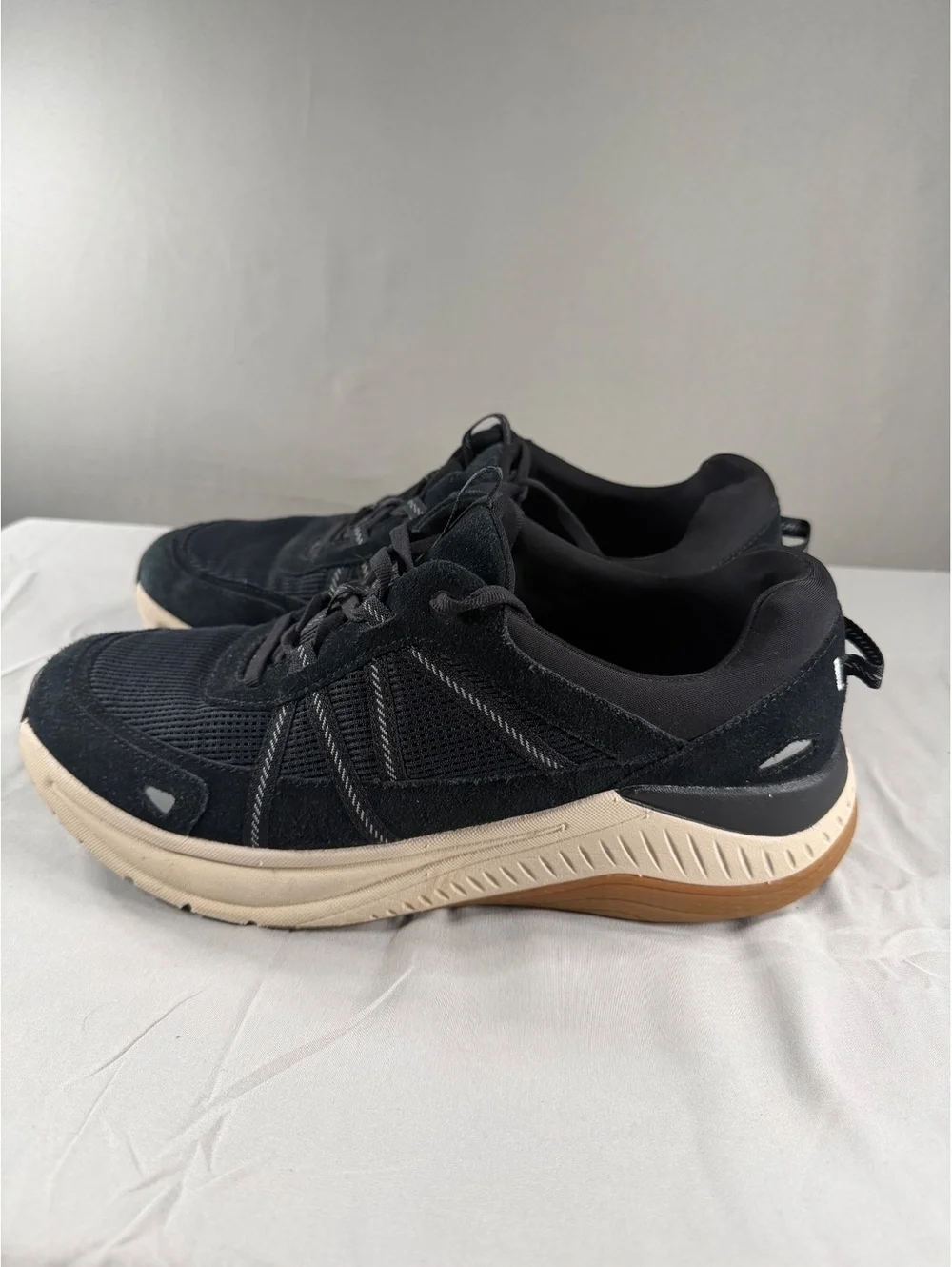 Dansko Black Leather and Fabric Upper Sneakers Size 41